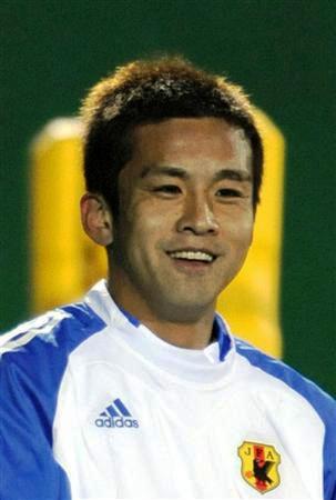 稲本が、レンヌへ....