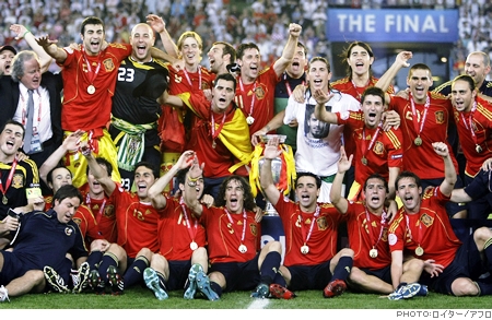 2012EURO予選でデルボスケが招集したのは...