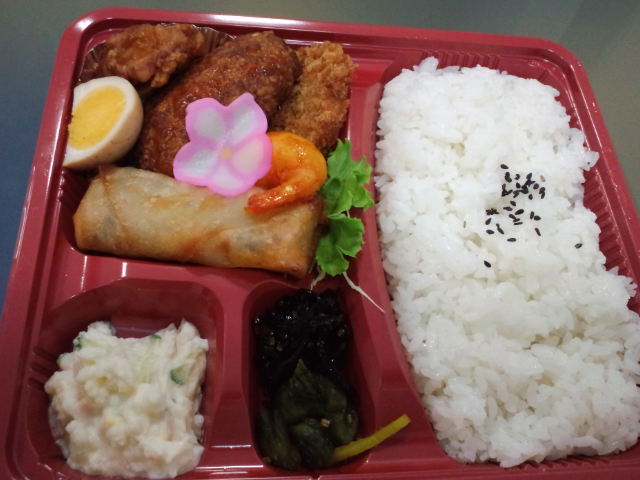 昨日のボンバーのお昼ごはん