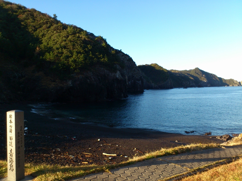 ベタ凪冬の日本海を