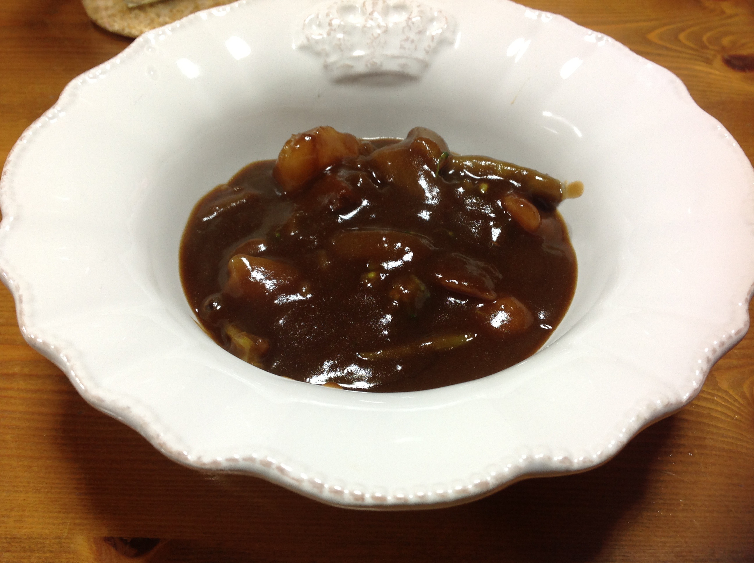 前菜は鮭のホイル蒸しから
