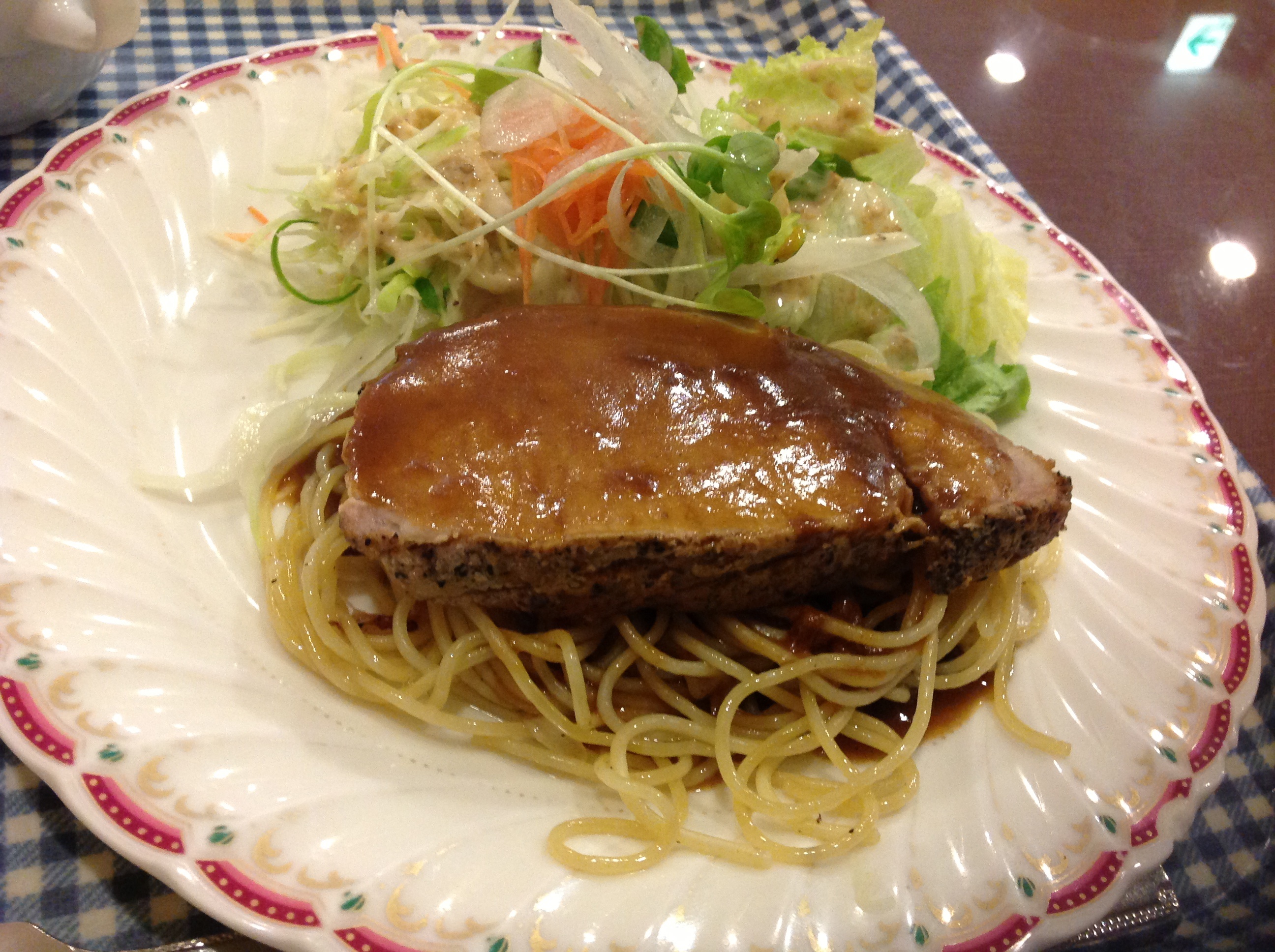 本日のランチは米屋町のGreen Leafで