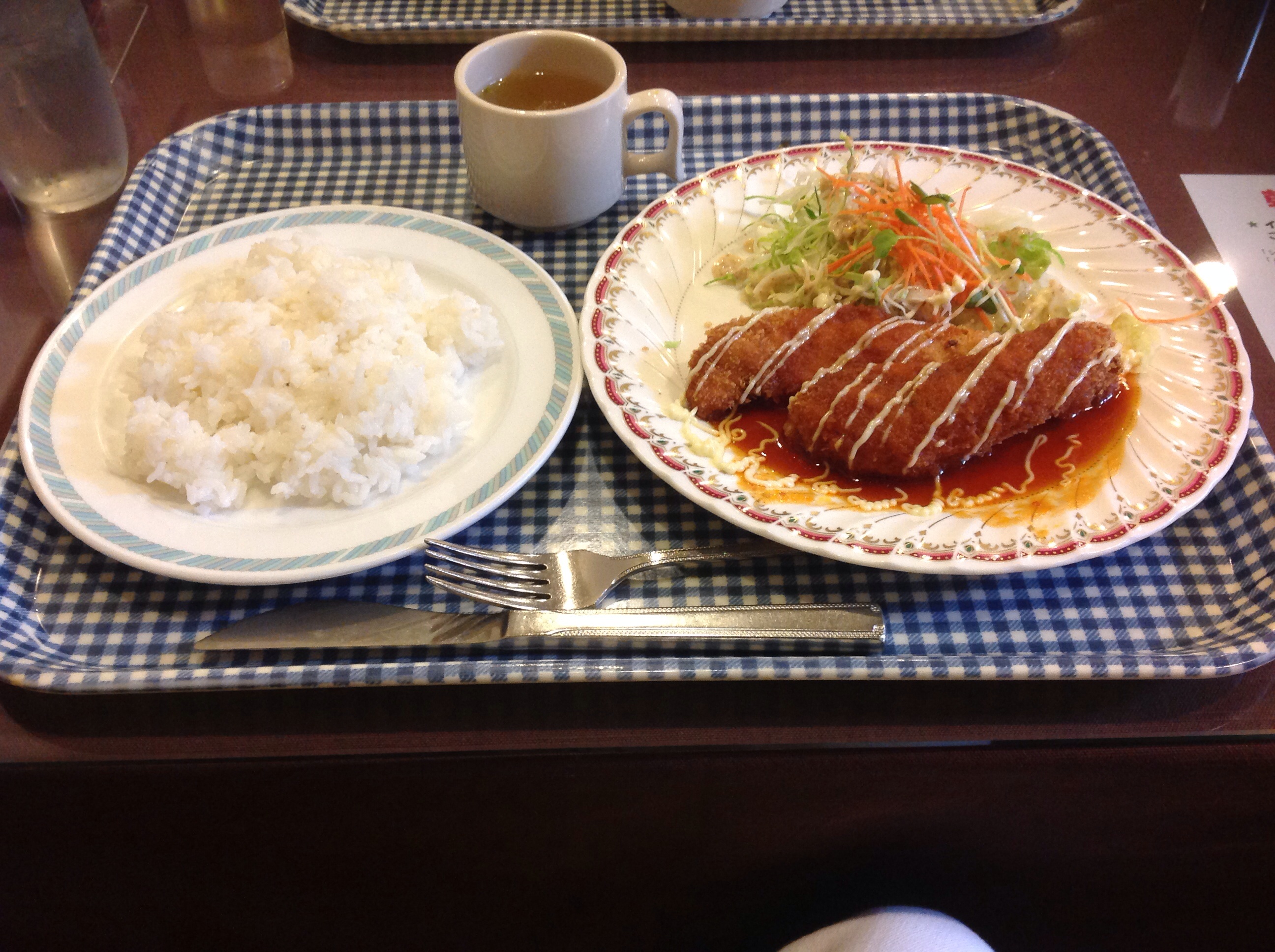 グリーンリーフで妻と娘とランチ
