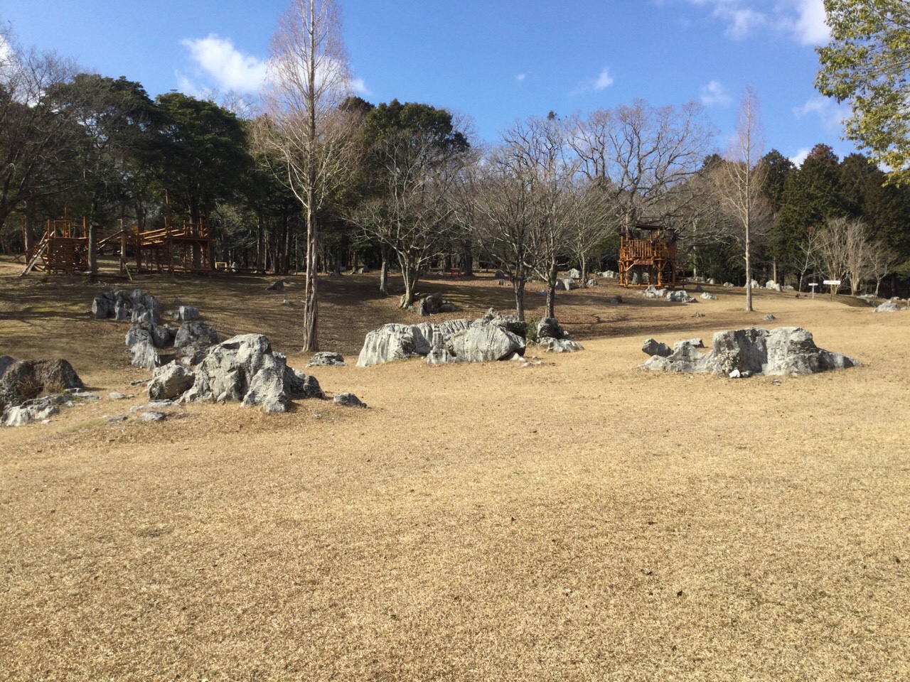 月曜日の休日に秋吉台家族旅行村を見学