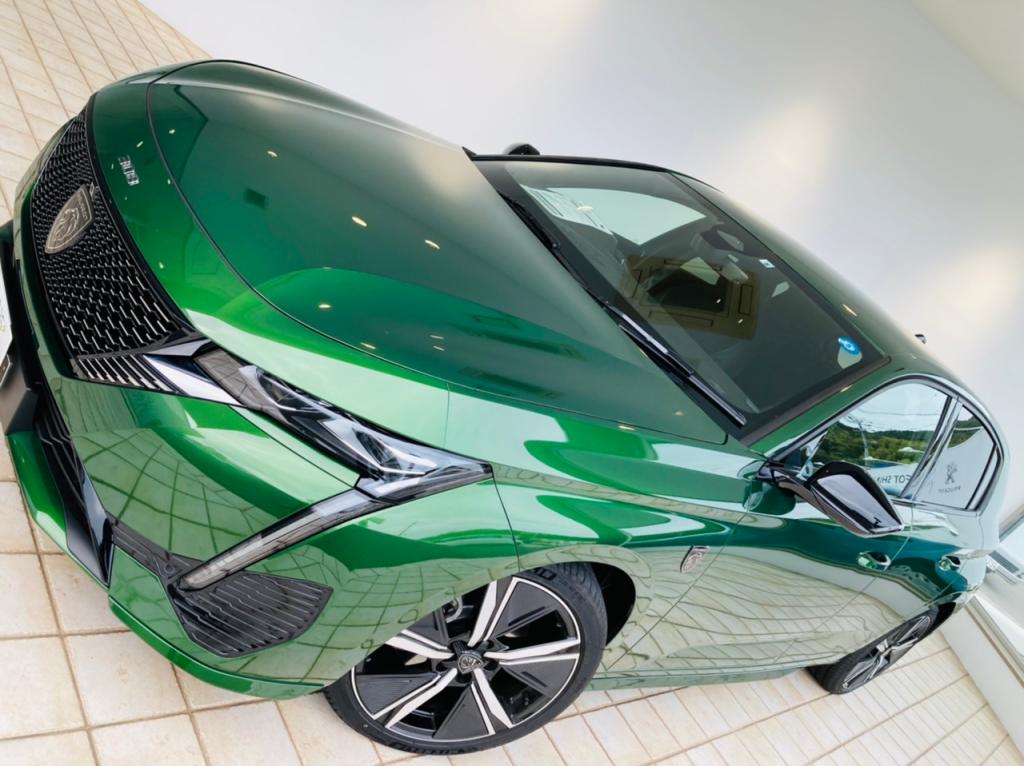 PEUGEOT下関でNEW308展示中