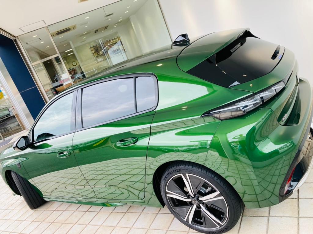 PEUGEOT下関でNEW308展示中